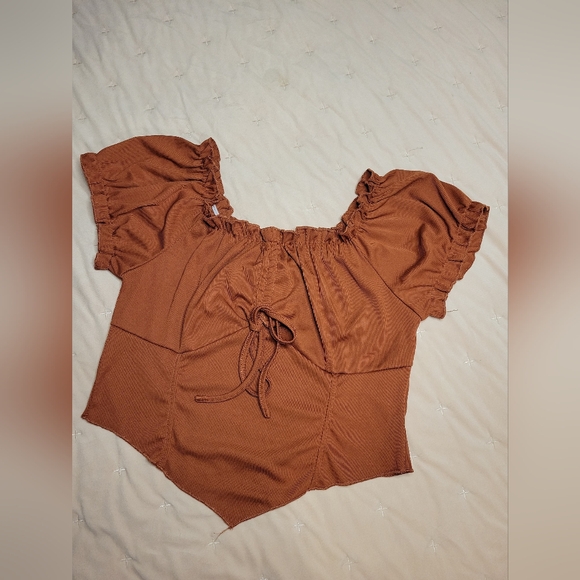 Women's Ruffled Brown Top - Picture 1 of 2